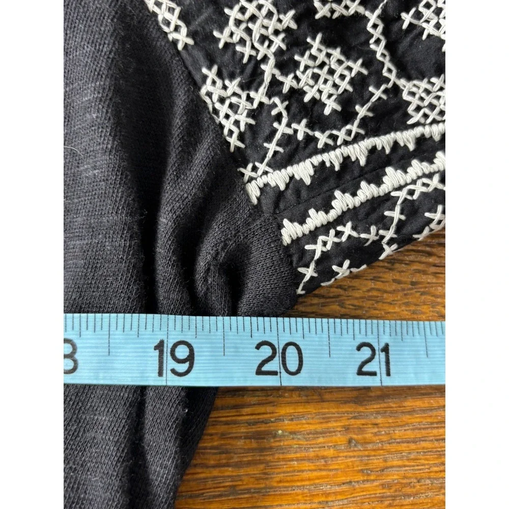 Anthropologie Embroidered Puff Sleeve V-Neck Smocked Top Black White Large